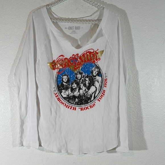 Knit Riot by Victorias Secret PINK Aerosmith Slit Neck Thermal Top White Large - Picture 4 of 9